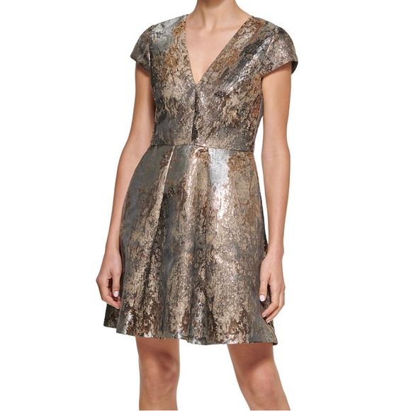 Party / cocktail Dress - Picture 2 of 5